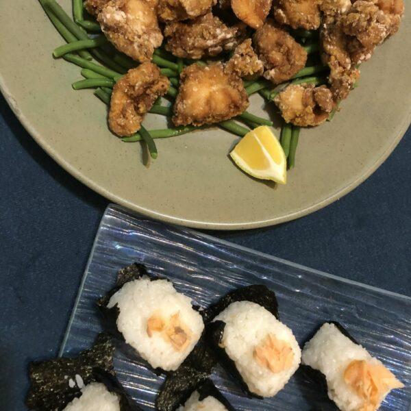Petite faim Karaage & Onigiri