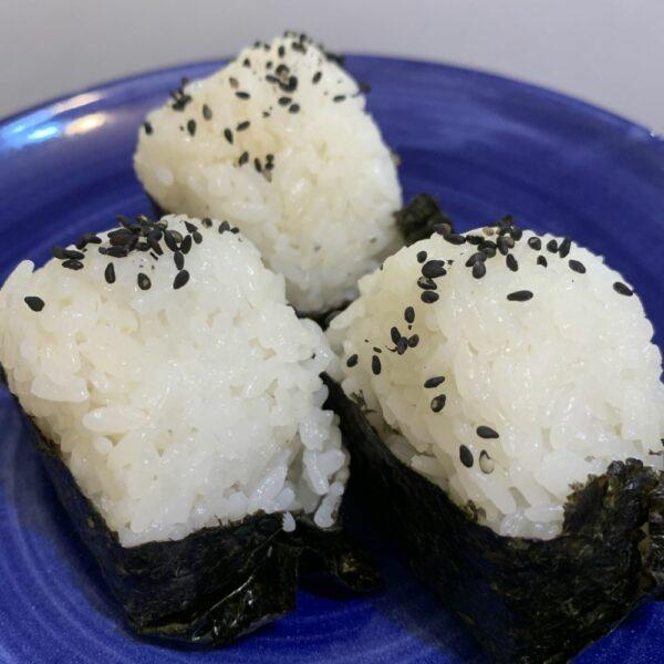 Petite faim Karaage & Onigiri