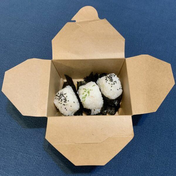 Petite faim Karaage & Onigiri